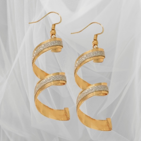 Earrings - Golden Spiral Design With Sequins Decor Dangle - Circular - NWT - Picture 4 of 4